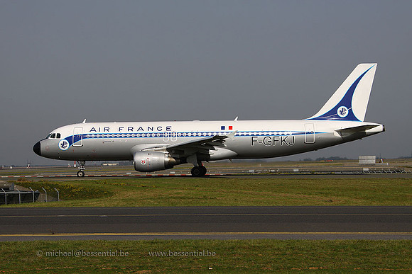 CDG_4095