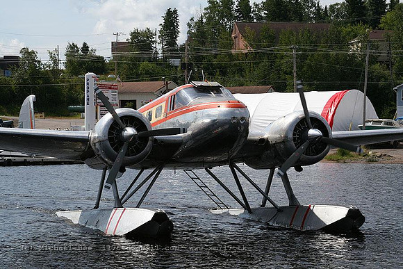 068565_beechd18s(float)_+O4_cfhza_20060722_redlake(on)_IMG_0106
