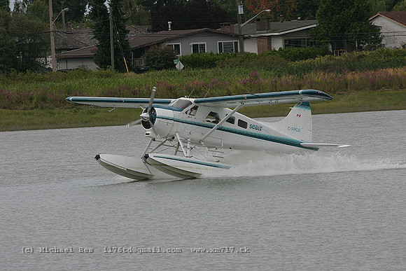 056443_dhc2beaver(float)_+SR_cfpcg_20040804_vancouveryvrspb_e264_IMG_5472
