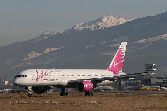 071434_b757_MOV_ra73010_20061230_innsbruck_IMG_1320