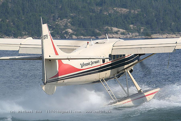 068469_dhc3turbootter(float)_+C)_cgofb_20060720_wawalake(on)_IMG_0035