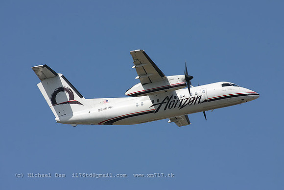 056727_dhc8_QXE_n346ph_20040805_vancouver_e273_IMG_6153