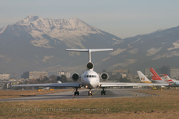 071455_yak42d_CVC_ra42385_20061230_innsbruck_IMG_1528