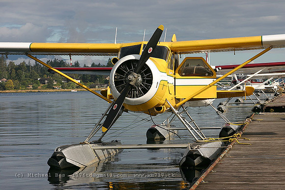 056381_dhc2beaver(float)_-_cgtlt_20040803_campbellriverspb_e258_IMG_5243