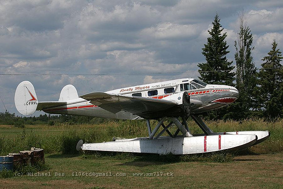 068925_beech3t(float)_+CY_cfrvl_20060727_fortfrances(on)_IMG_2985