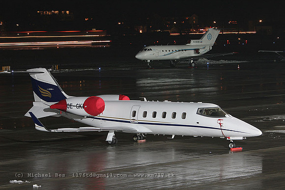 071642_learjet_XPE_oegkp_20070104_innsbruck_IMG_4134