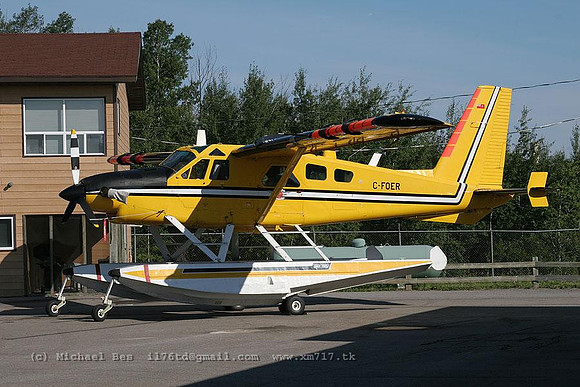 068554_dhc2turbobeaver(float)_TRI_cfoer_20060722_redlake(on)_IMG_0801