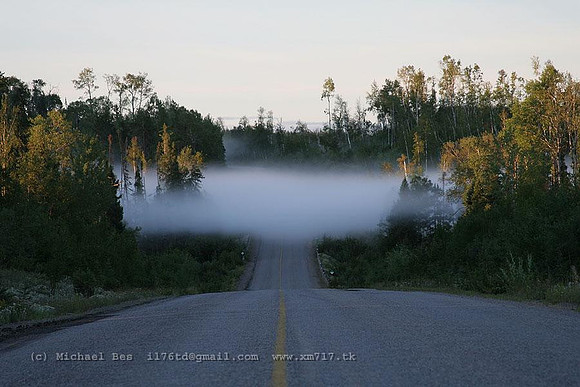 20060729_armstrong(on)_fog_over_road_IMG_3436