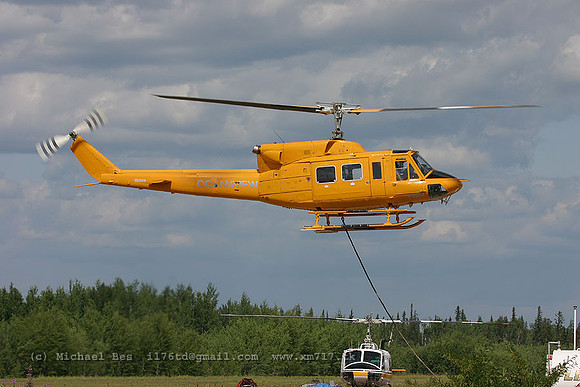 055855_bell212_+OV_cgsrh_20040721_steenriver_e205_IMG_3054