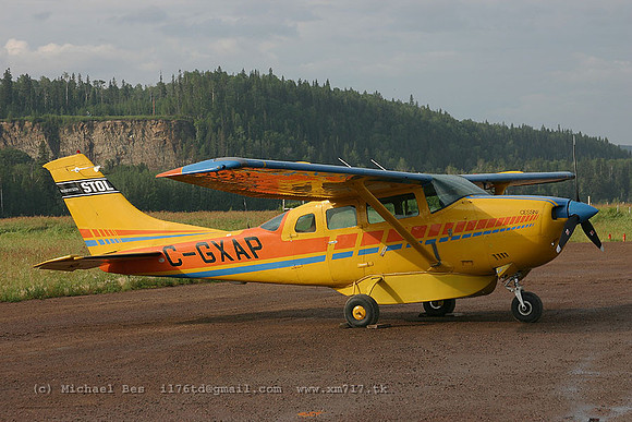 056081_cessnau206g_-_cgxap_20040726_fortliard_e226_IMG_3856